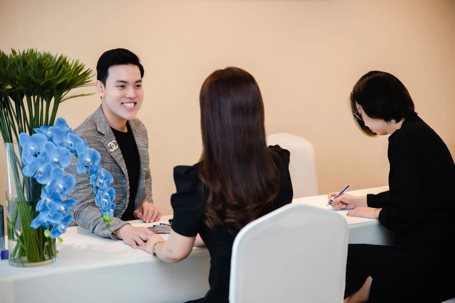 海南企业移动应用开发方案:从APP到小程序的全流程服务解析正文配图 1