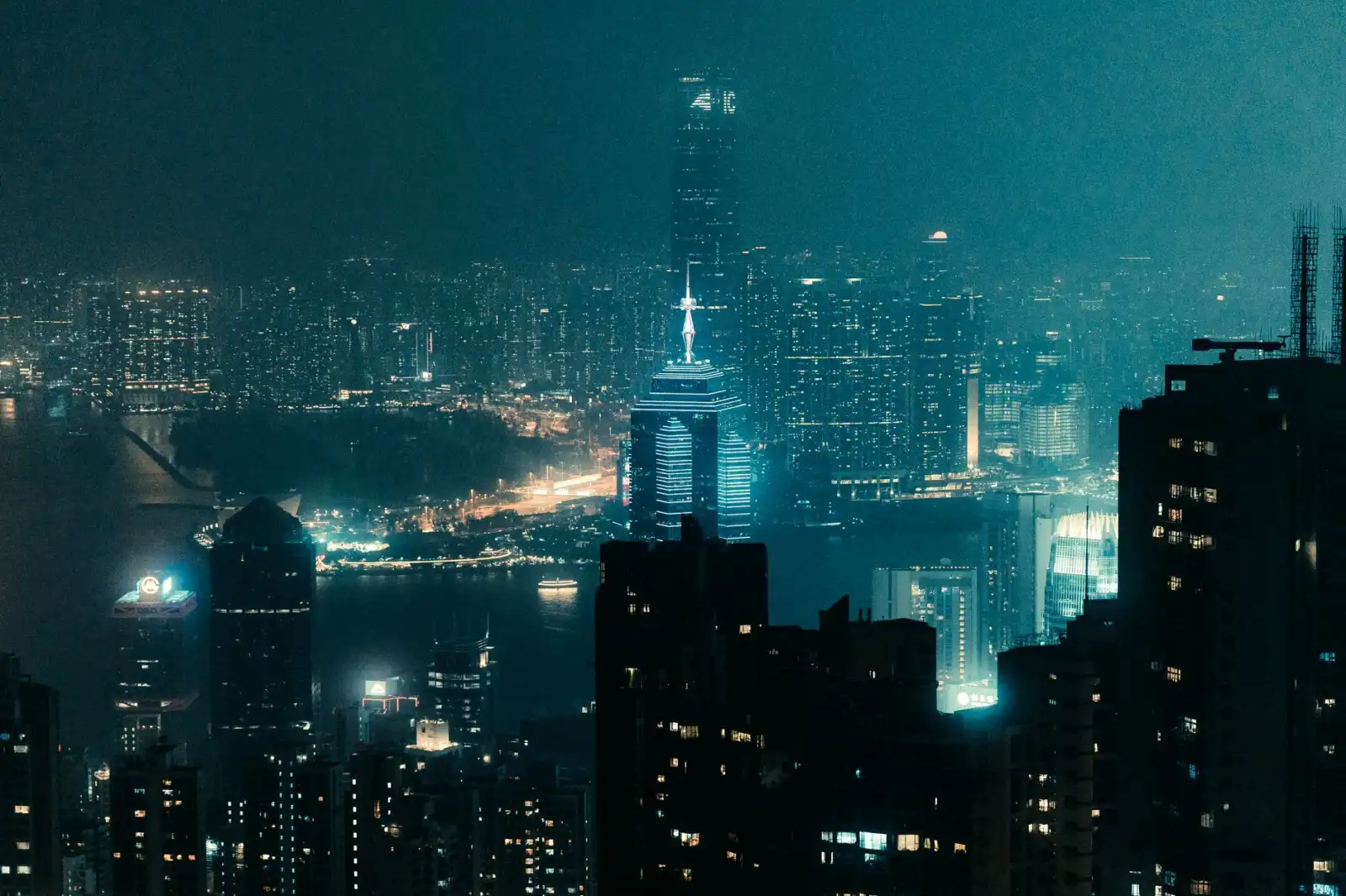 2025年海南企业移动端转型:APP与小程序开发趋势分析