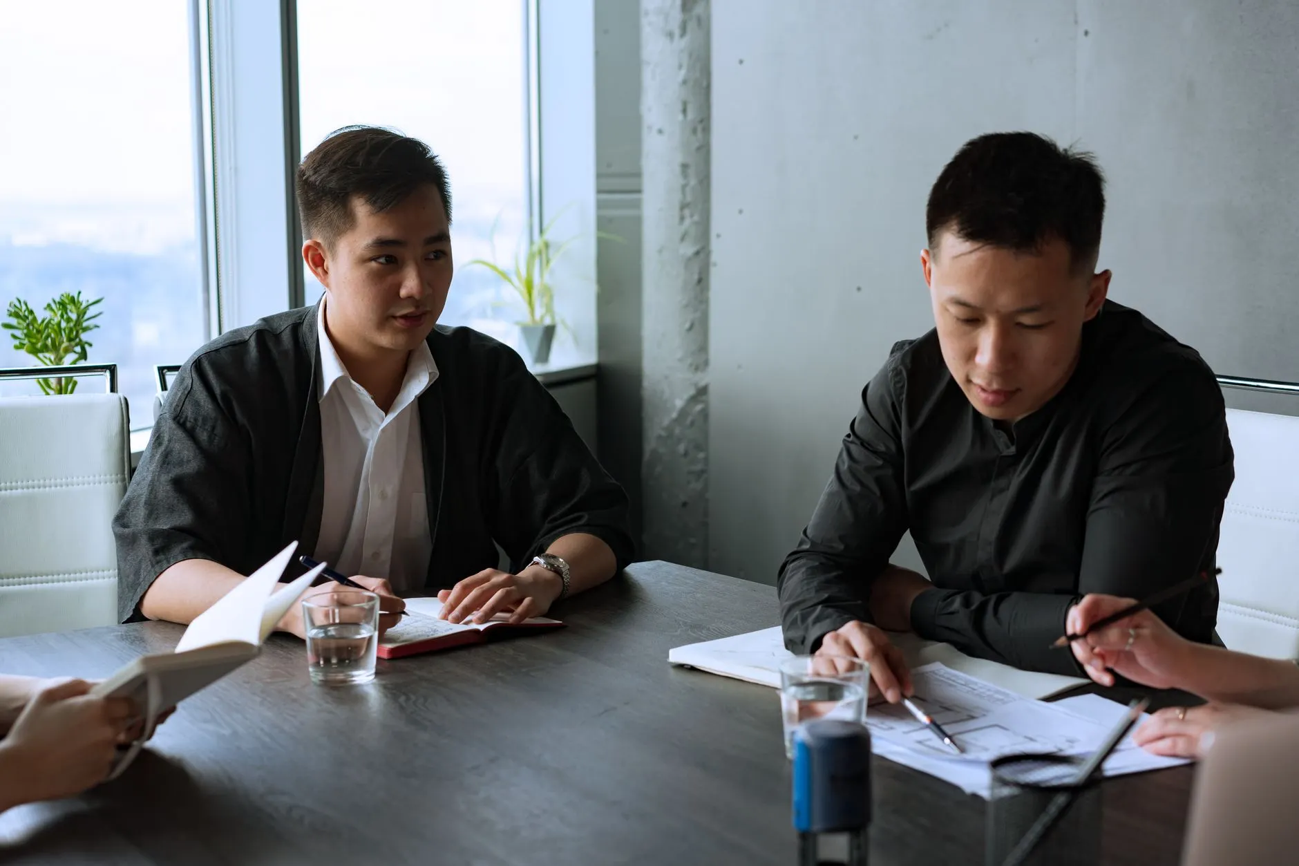 海南企业移动应用开发新趋势:2024年小程序与APP选型指南正文配图 1